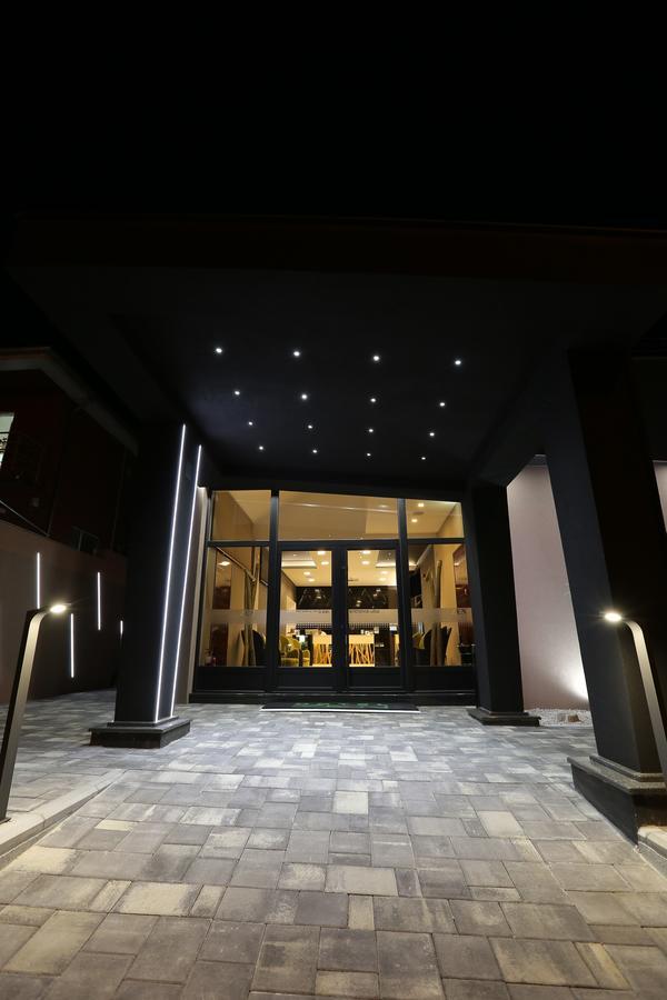 Garni Hotel Zen Free Parking Nis Exterior foto